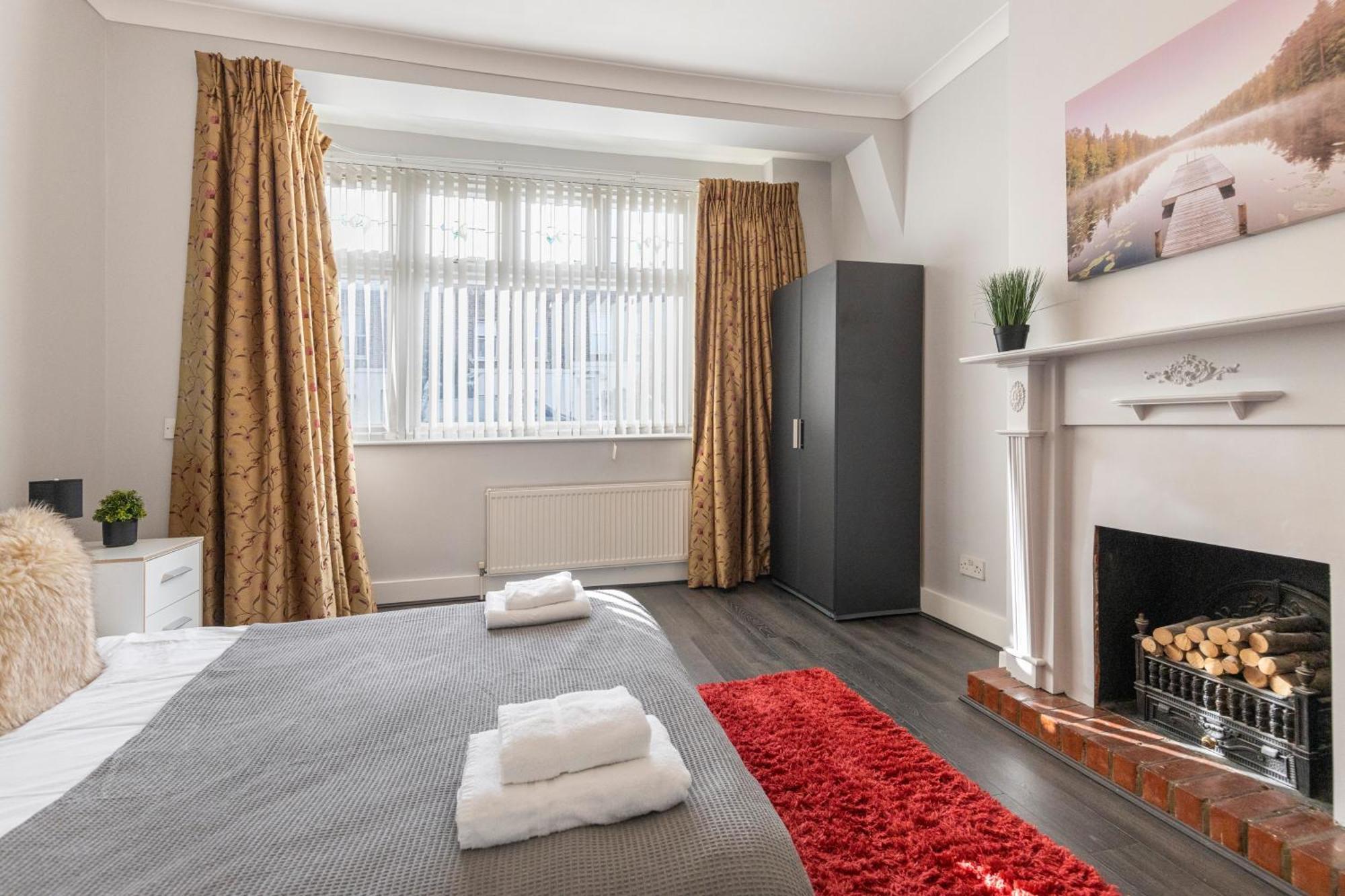 Chrystal Palace Stays With Free Parking Lambeth London Exterior foto