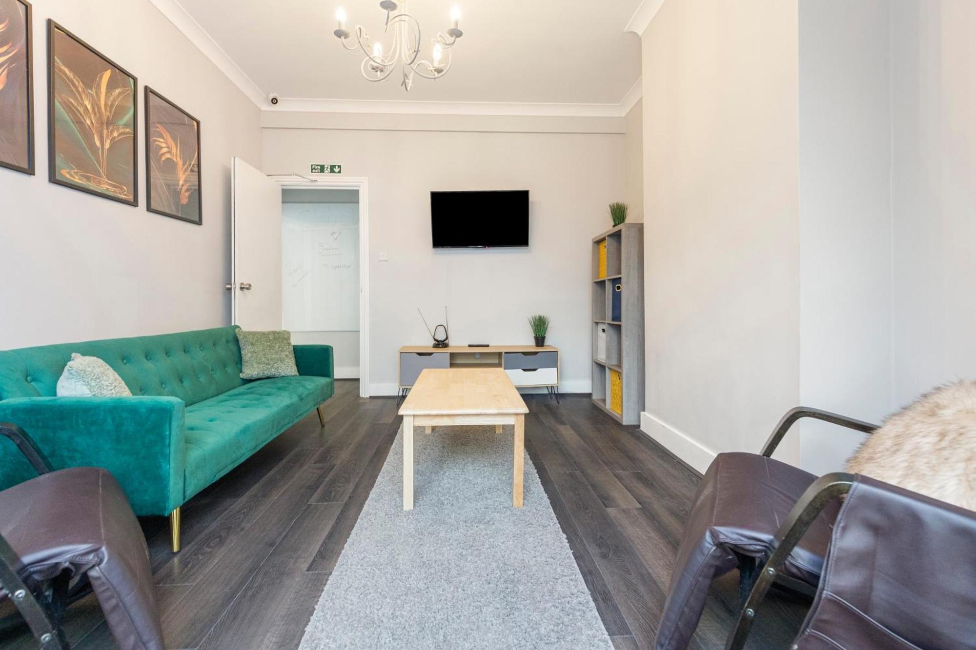 Chrystal Palace Stays With Free Parking Lambeth London Exterior foto